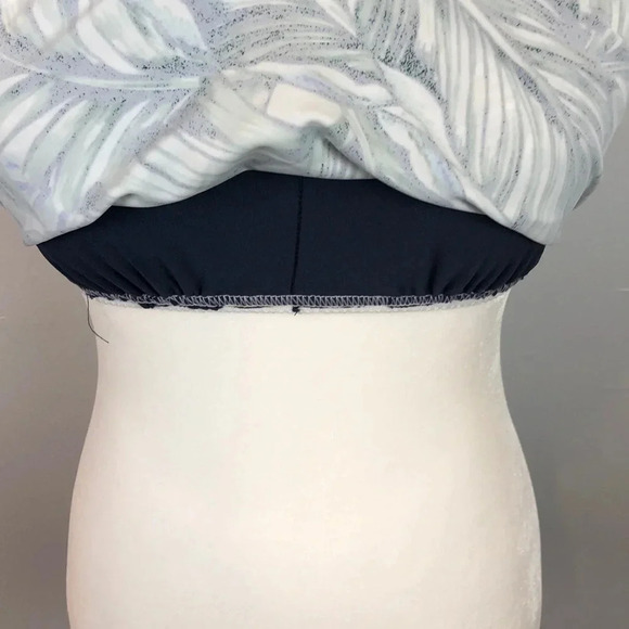 NWT A.N.A Multi Palm Leaf Swimsuit Top Size M - Picture 4 of 7